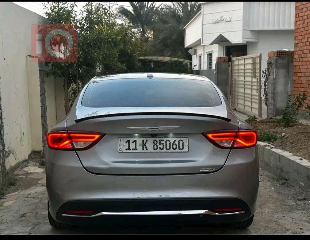 Chrysler 200